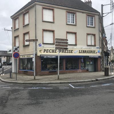 réalisation et pose d'une enseigne Librairie Châteauneuf